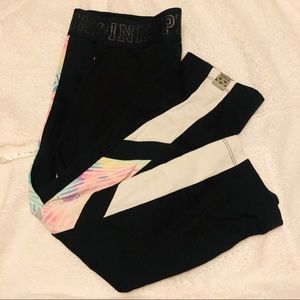 PINK Ultimate Capri Leggings